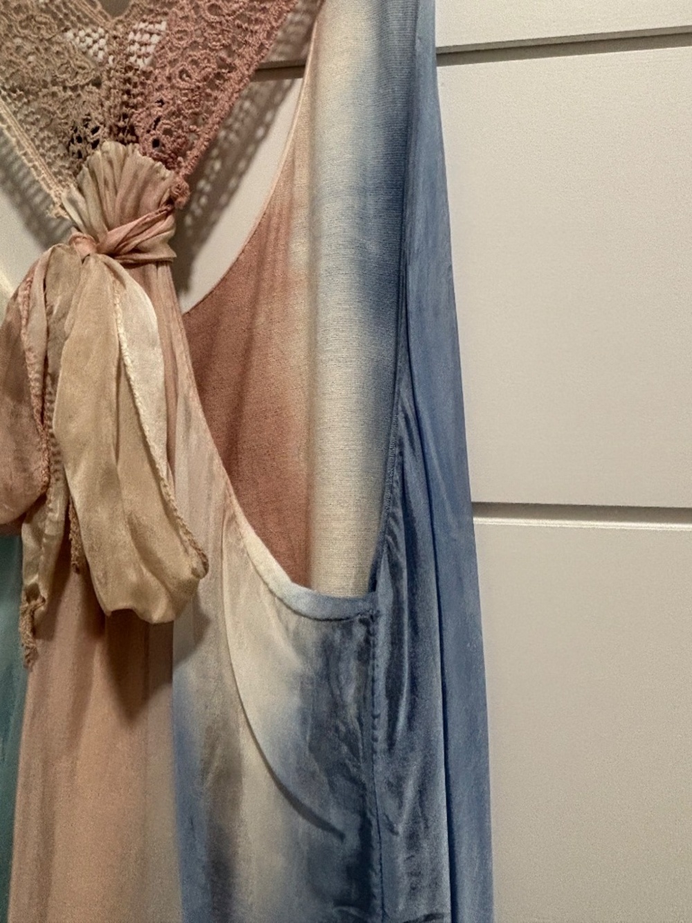 M Made in Italy Gradient silk with crochet lace racerback tank blouse size small - Picture 7 of 15